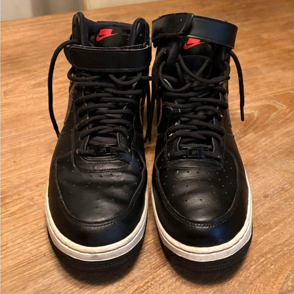 Nike Black and Red High-Top Sneakers